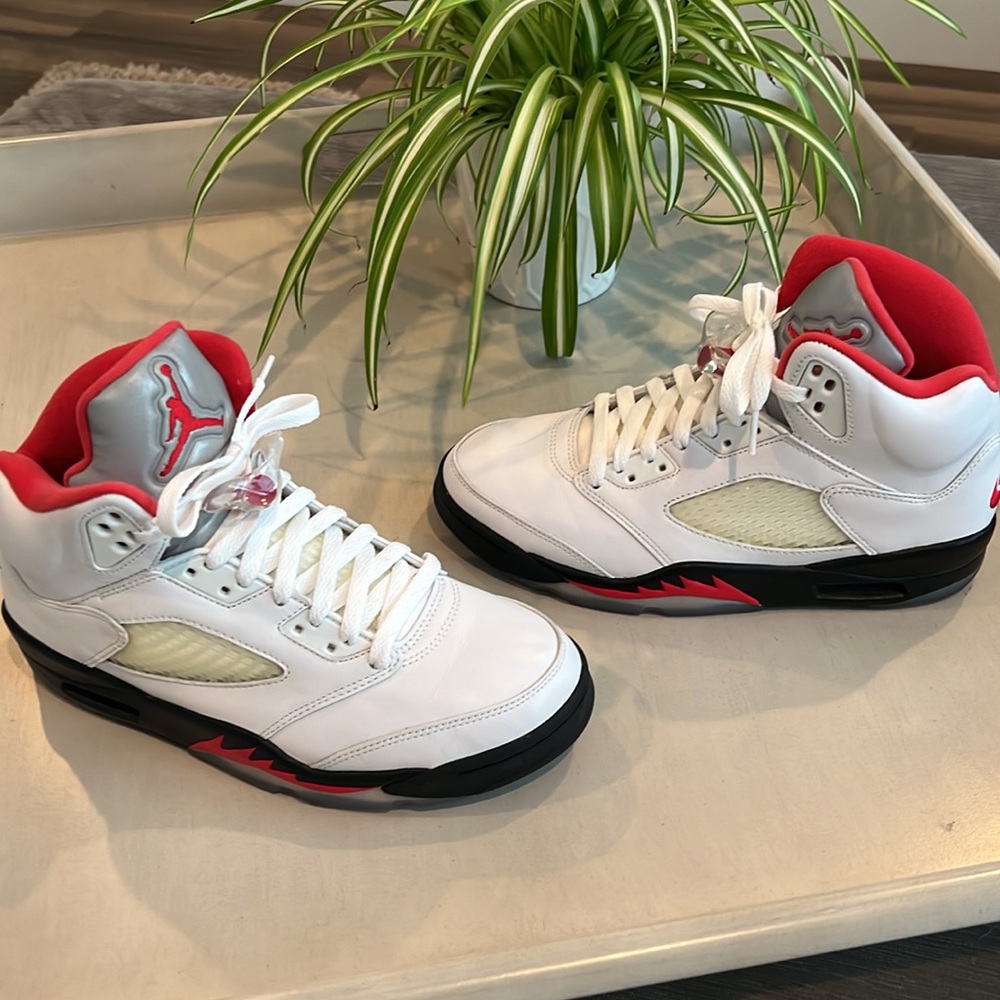 Nike Air Jordan 5 Retro “Fire Red” Sneakers - Picture 4 of 11